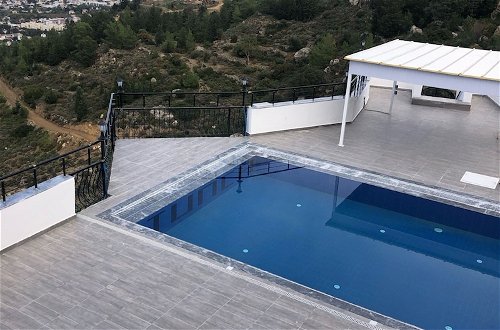 Photo 23 - Large Luxury Villa With Private Pool in Lapta Kyrenia