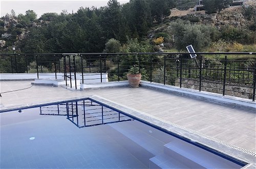 Photo 22 - Large Luxury Villa With Private Pool in Lapta Kyrenia
