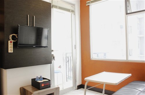 Foto 10 - Strategic 1BR Apartment with Sofa Bed at The Jarrdin Cihampelas