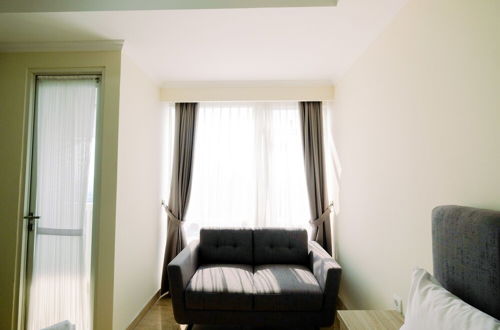 Photo 15 - Nice Studio Menteng Park Apartment