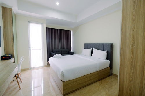 Photo 7 - Nice Studio Menteng Park Apartment