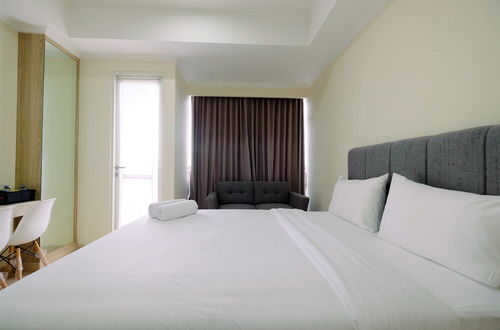 Photo 5 - Nice Studio Menteng Park Apartment