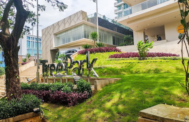 Great Location Studio at Tree Park Apartment - Foto 17