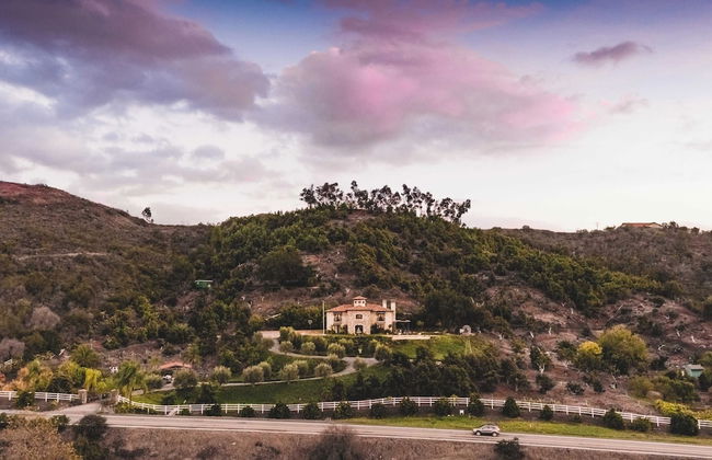 Casa del Arbol by Avantstay Stunning California Estate With Incredible Views - Photo 44