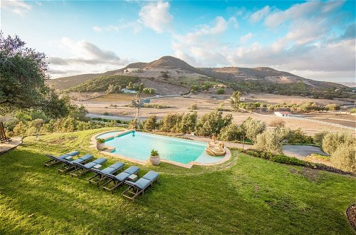 Photo 13 - Casa del Arbol by Avantstay Stunning California Estate With Incredible Views