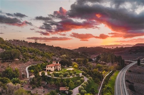 Foto 9 - Casa del Arbol by Avantstay Stunning California Estate With Incredible Views