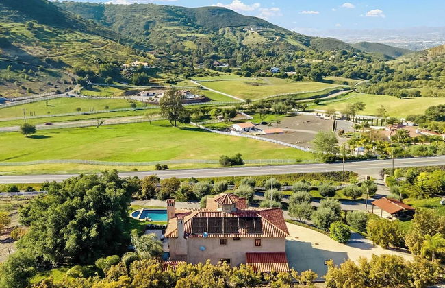 Casa del Arbol by Avantstay Stunning California Estate With Incredible Views - Photo 45