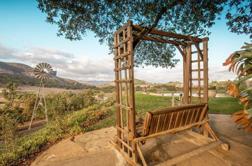 Photo 25 - Casa del Arbol by Avantstay Stunning California Estate With Incredible Views