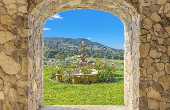 Casa del Arbol by Avantstay Stunning California Estate With Incredible Views - Photo 29