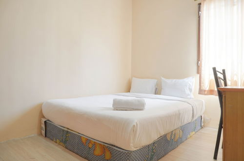 Photo 2 - Comfort And Cozy 2Br At Gajah Mada Mediterania Apartment