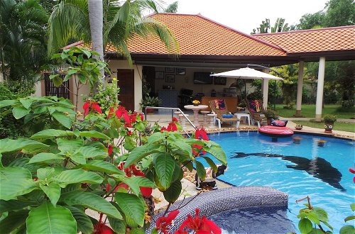 Foto 6 - Luxury Private Villa In A Stunning Locationpool