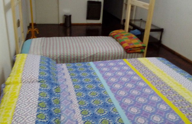 Room in Guest Room - Negotiating Men: Special Guest Artists - Foto 1