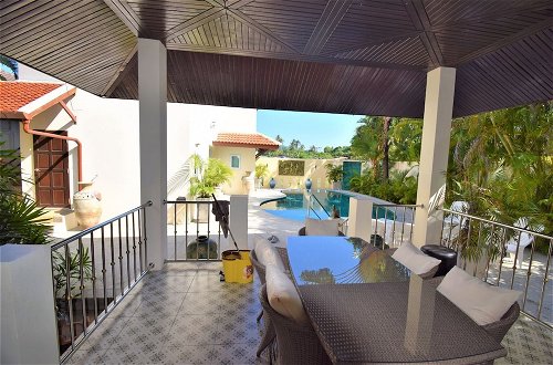 Foto 45 - Very Large Villa Suitable for a Large Group up to 10 People or Even 2 Families