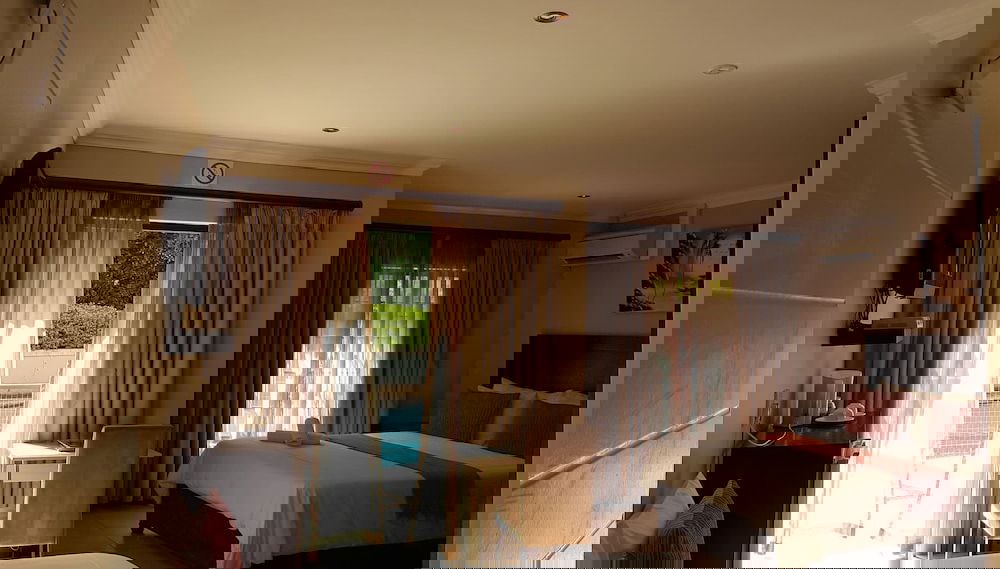Primary image