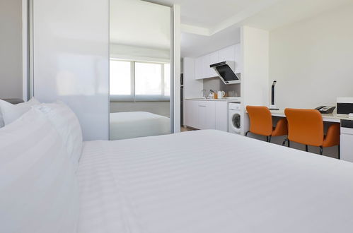 Photo 9 - Wilby Central Serviced Apartments