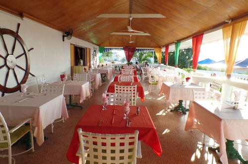 Photo 23 - Coral Reef Beach Suite At Montego Bay Club Resort