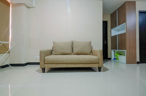 Photo 5 - Comfy 2BR Apartment at Nifarro Park Pasar Minggu