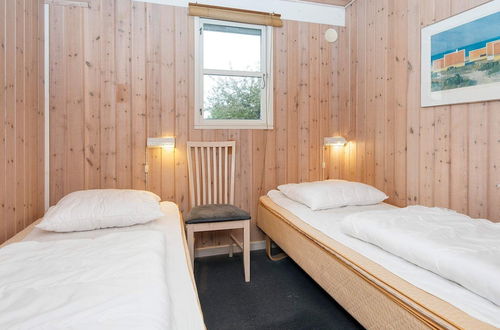 Photo 6 - 10 Person Holiday Home in Ebeltoft