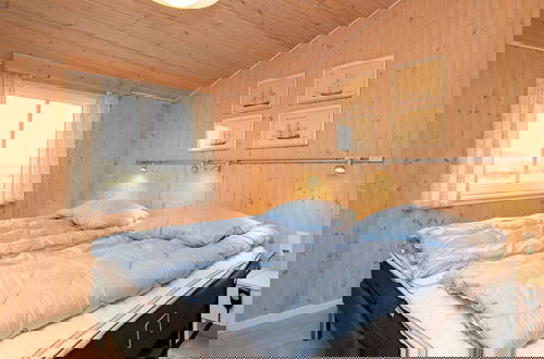 Photo 9 - 4 Person Holiday Home in Blavand