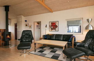 Photo 3 - 4 Person Holiday Home in Blavand