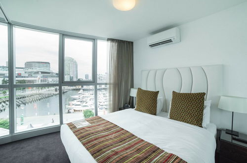 Photo 3 - The Sebel Melbourne Docklands Hotel