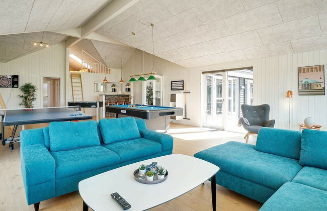 26 Person Holiday Home in Grenaa - Foto 10