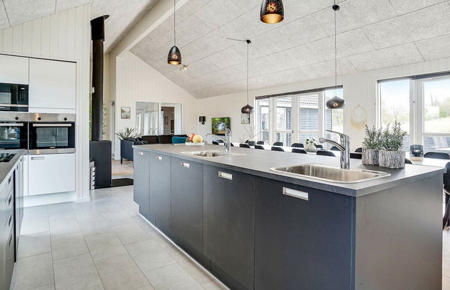 26 Person Holiday Home in Grenaa - Foto 8