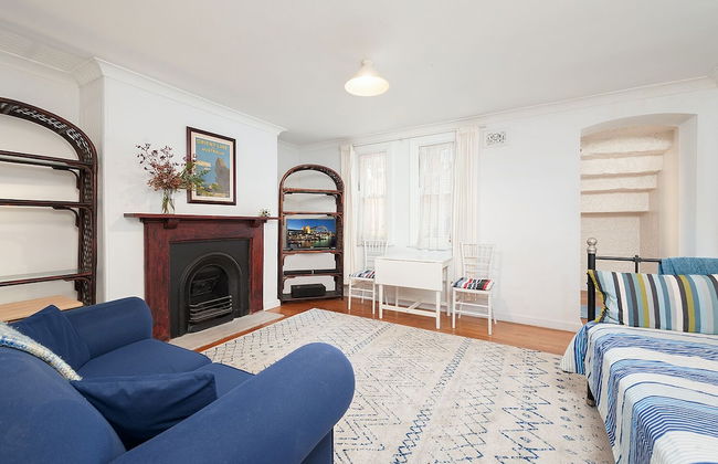 Charming Centrally Located 2 Bedroom Accommodation - Foto 9