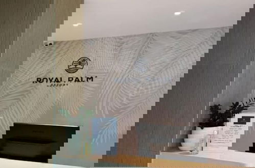 Photo 5 - Royal Palm Resort