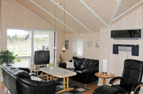 Photo 10 - Spacious Holiday Home in Haderslev near Sea