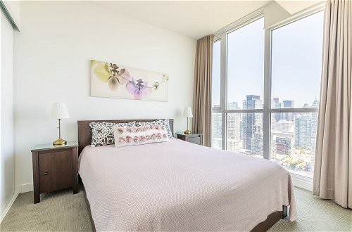 Photo 5 - Simply Comfort Stunning Downtown Condos