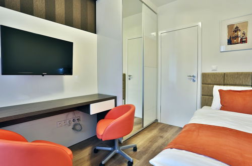 Photo 3 - VIP Apartments