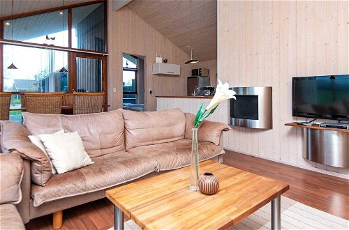 Photo 9 - 6 Person Holiday Home in Tarm