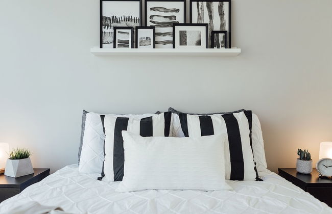 QuickStay - Luxury on Bay St. (Yonge & College) - Photo 4