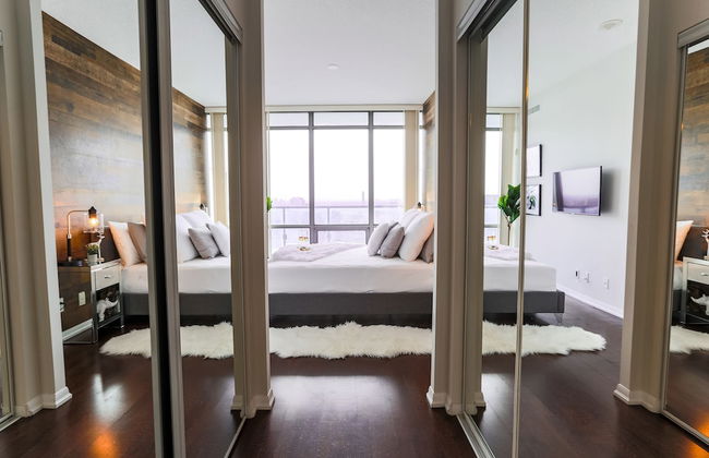 QuickStay - Luxury on Bay St. (Yonge & College) - Photo 18