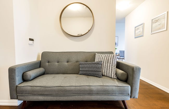 QuickStay - Luxury on Bay St. (Yonge & College) - Photo 21