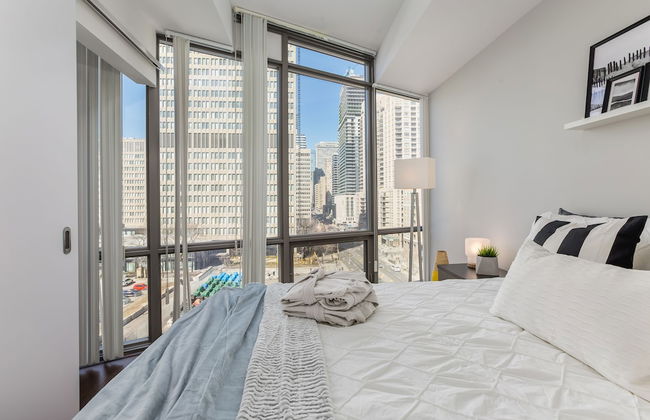 QuickStay - Luxury on Bay St. (Yonge & College) - Photo 8