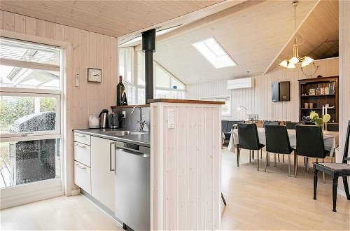 Photo 10 - 8 Person Holiday Home in Lemvig
