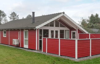 Foto 1 - 6 Person Holiday Home in Saeby