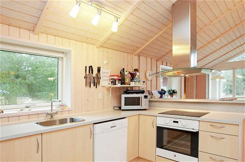 Foto 2 - 6 Person Holiday Home in Saeby