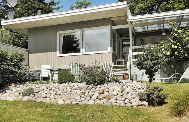 Vibrant Holiday Home in Nykobing Sj near Sea - Photo 12