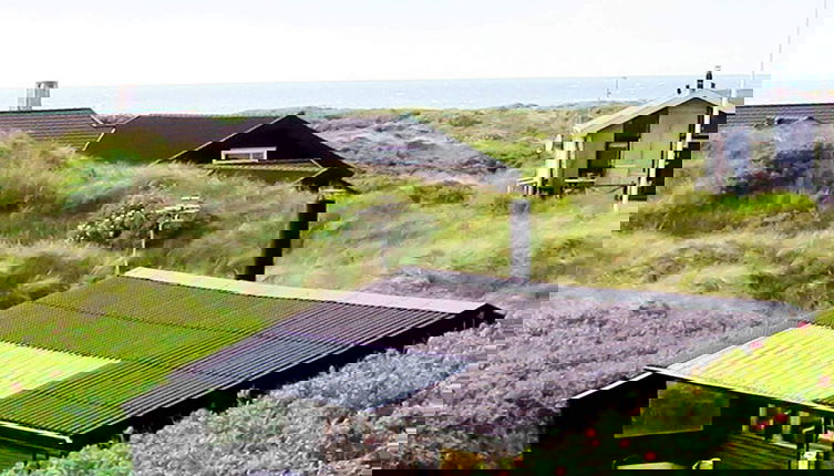 Foto 1 - 5 Person Holiday Home in Lokken