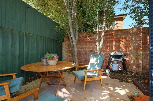 Photo 12 - Comfortable Flat in Heart of Fremantle