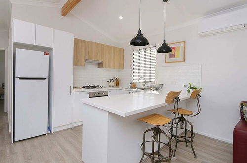 Foto 7 - Comfortable Flat in Heart of Fremantle