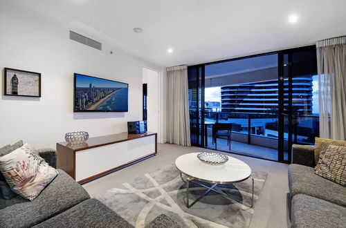 Photo 16 - Oracle Broadbeach Apartments