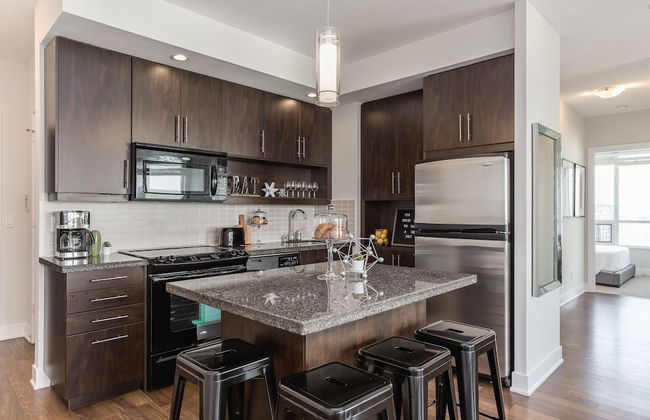 QuickStay - Beautiful Toronto Condo, City Views - Foto 11