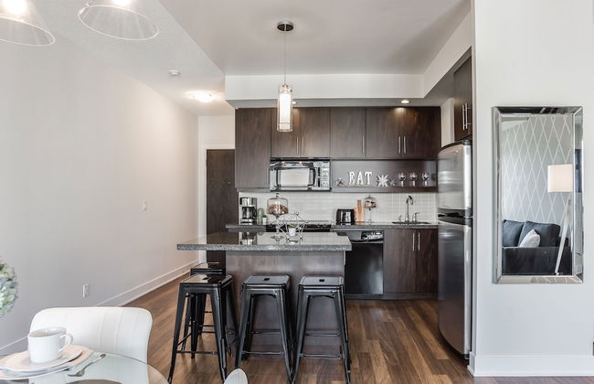 QuickStay - Beautiful Toronto Condo, City Views - Foto 10