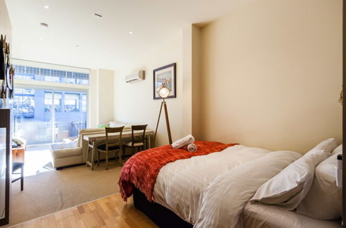 Photo 6 - TENNYSON, Richmond Studio Apartment