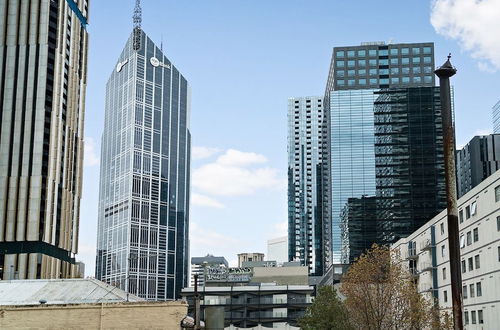 Photo 9 - LIZZI, Melbourne Studio Apartment