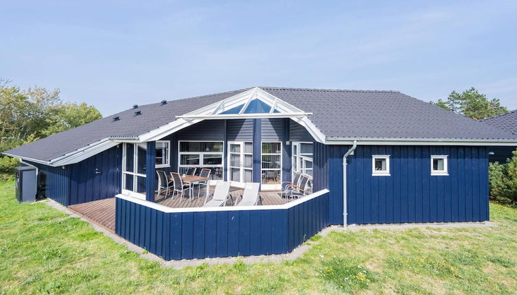 Photo 1 - 8 Person Holiday Home in Blavand